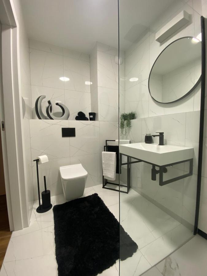 Vip Polo Apartment Gliwice Eksteriør bilde